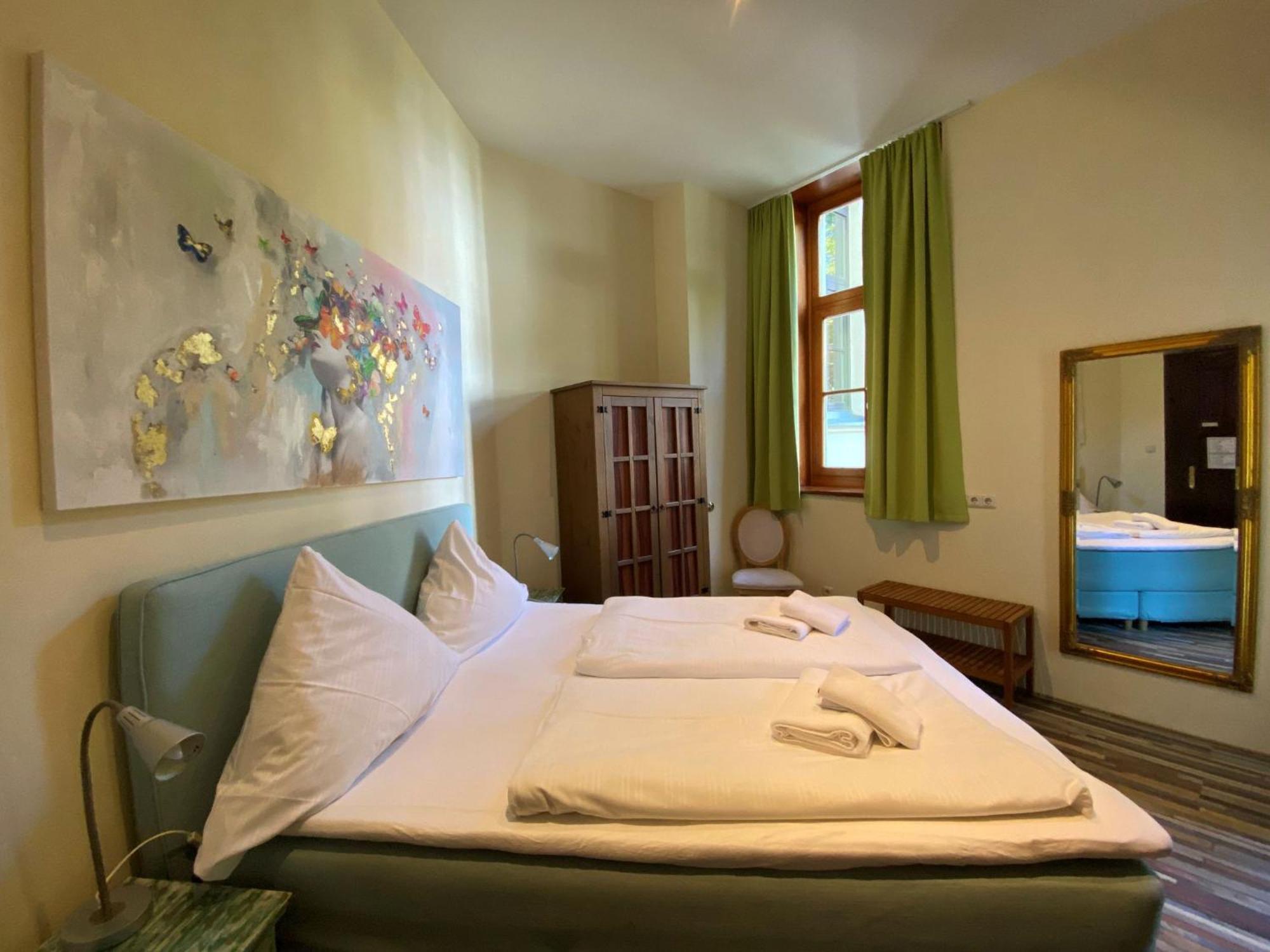 Avalon Bed & Breakfast Themen/- Nichtraucherhotel Hanôver Exterior foto